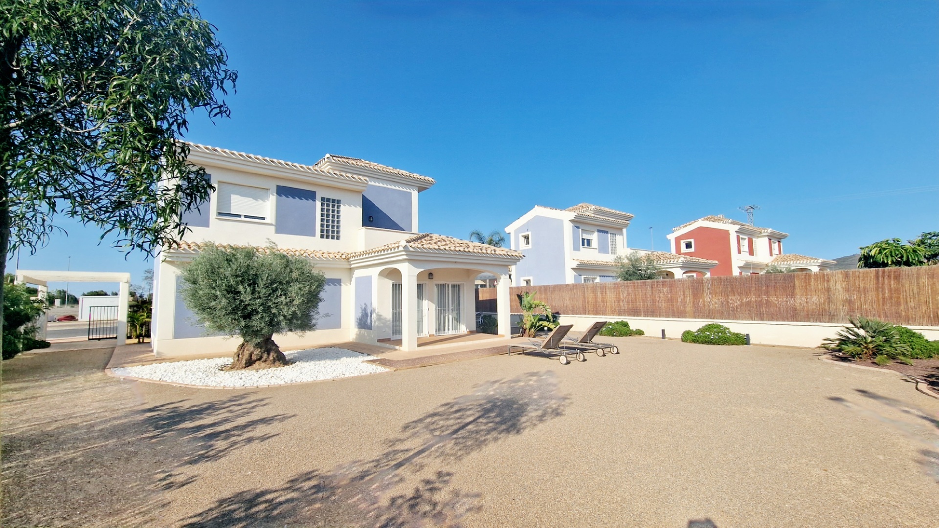 detached en Purias – Ref. 25113873-02