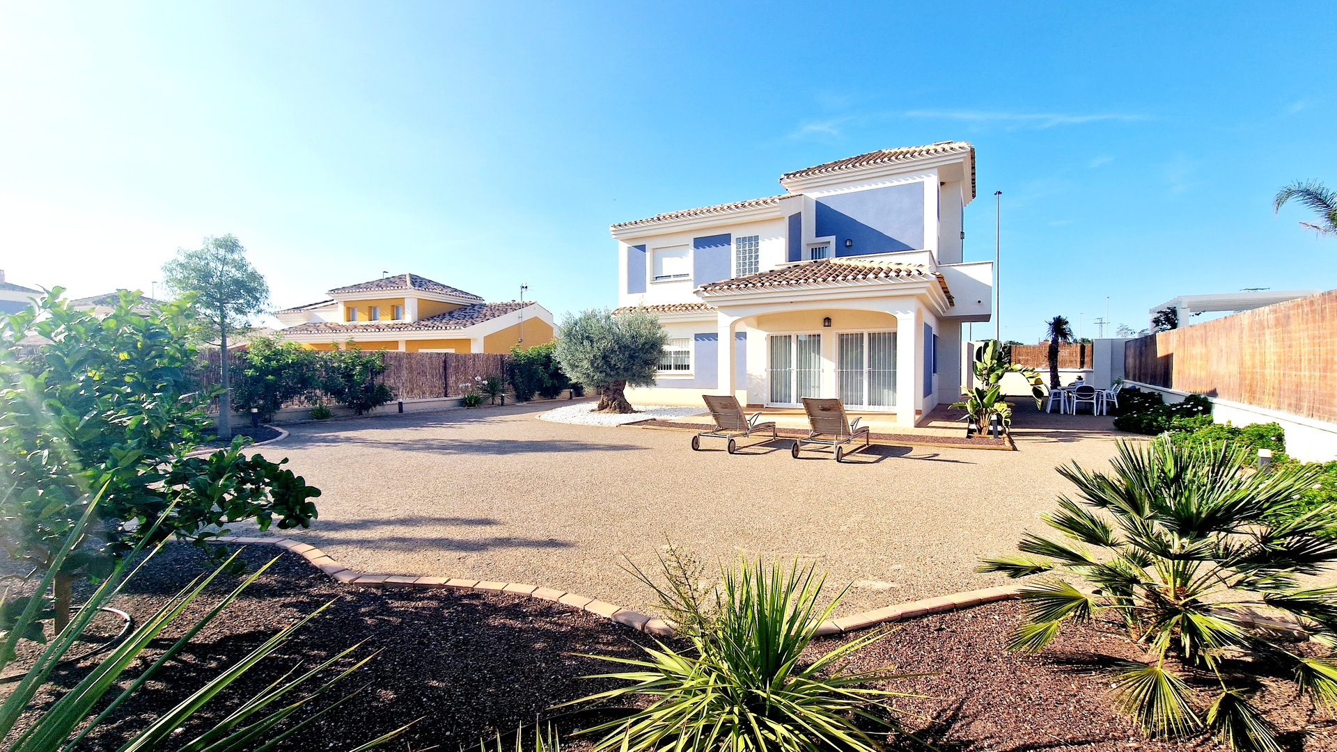 detached en Purias – Ref. 25113873-02