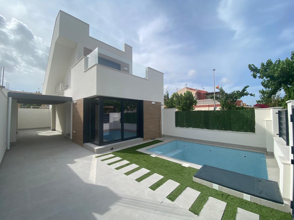 detached en Los Alcázares – Ref. 61330223-01