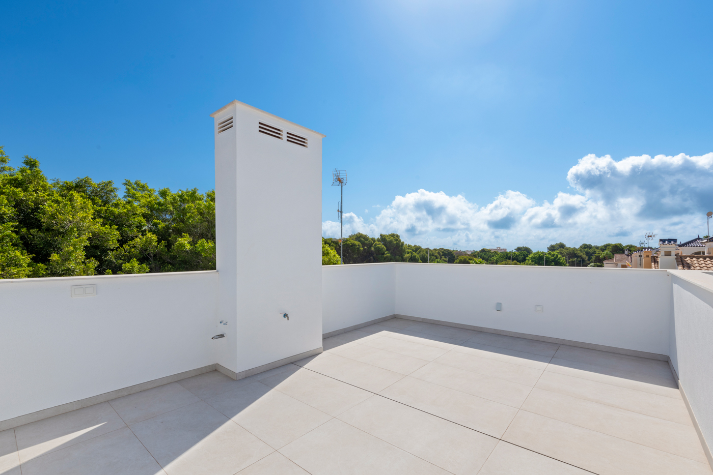 villa en Mil Palmeras – Ref. 63389860-02