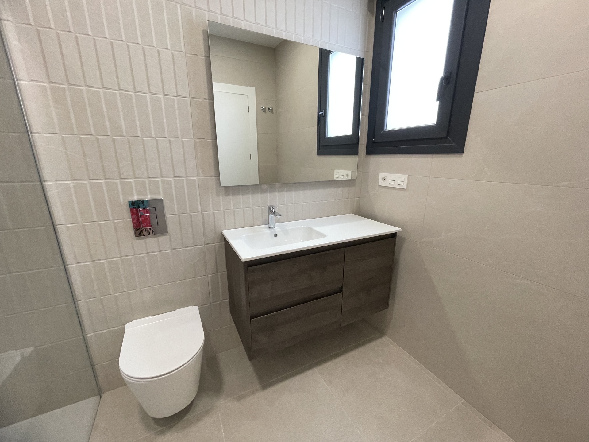 detached en Heredades – Ref. 44287355-01