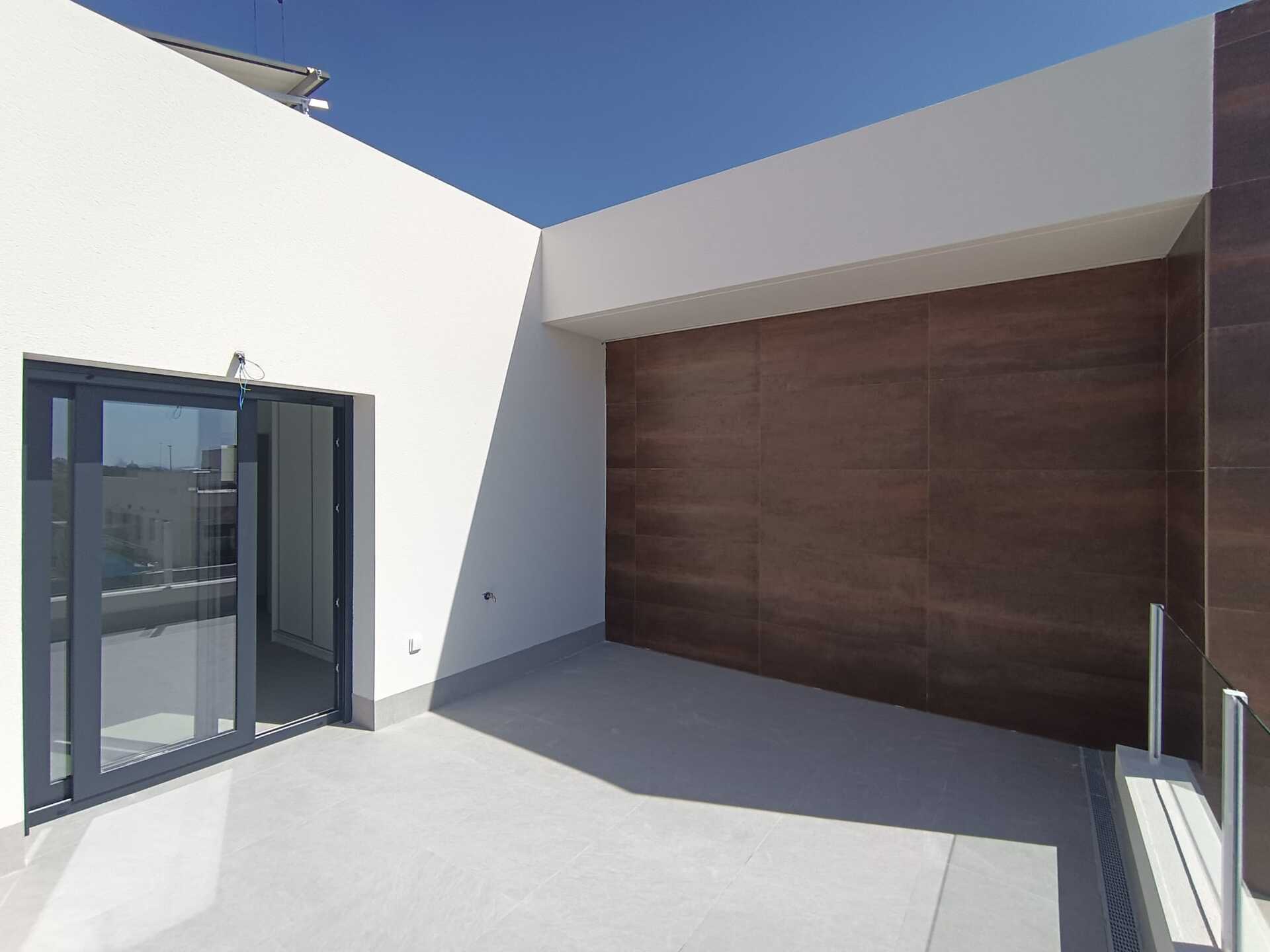 detached en Daya Nueva – Ref. 17401005-01