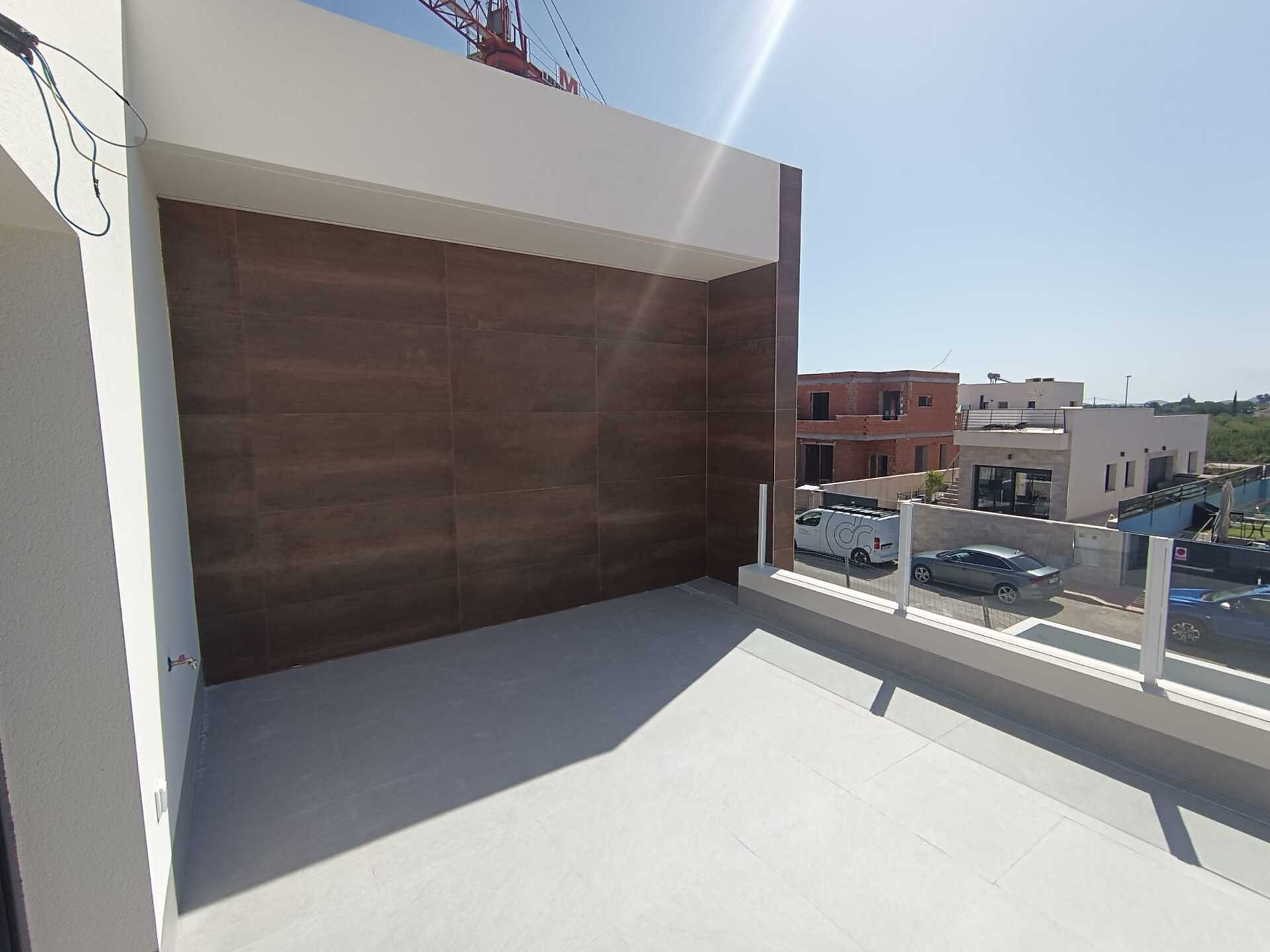detached en Daya Nueva – Ref. 17401005-01