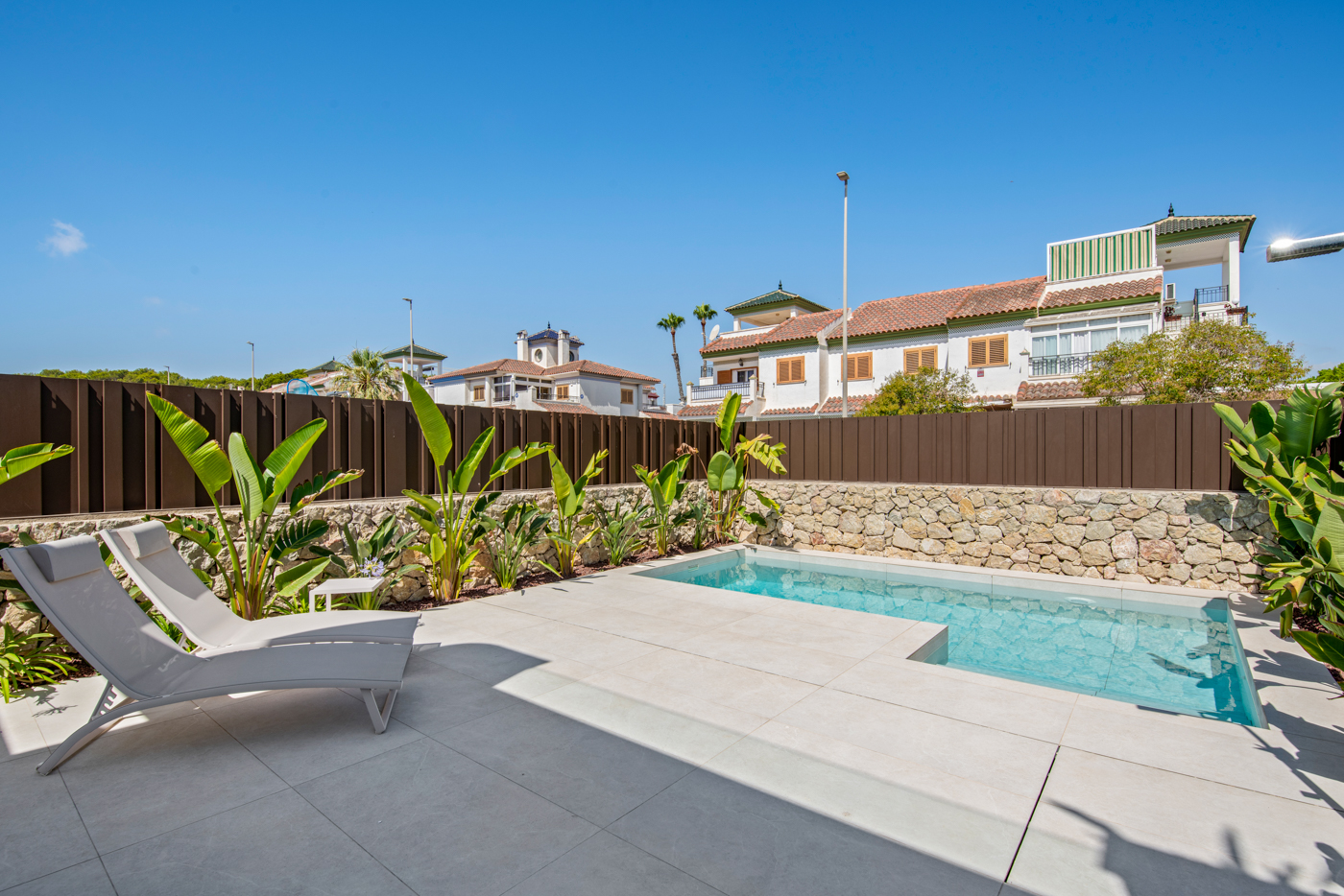 villa en Mil Palmeras – Ref. 63389860-02