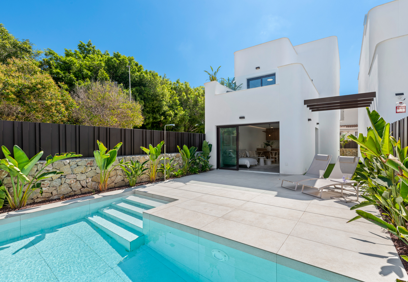 villa en Mil Palmeras – Ref. 63389860-02