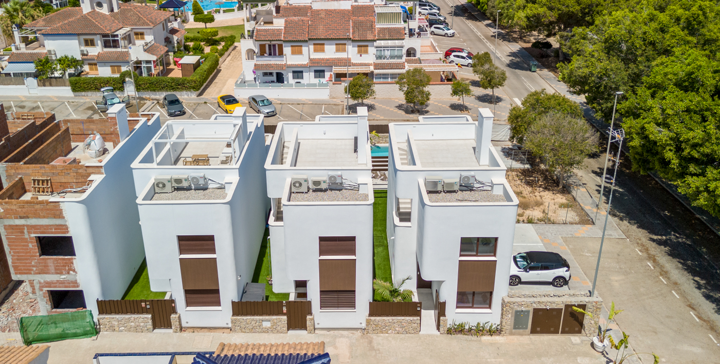 villa en Mil Palmeras – Ref. 63389860-02