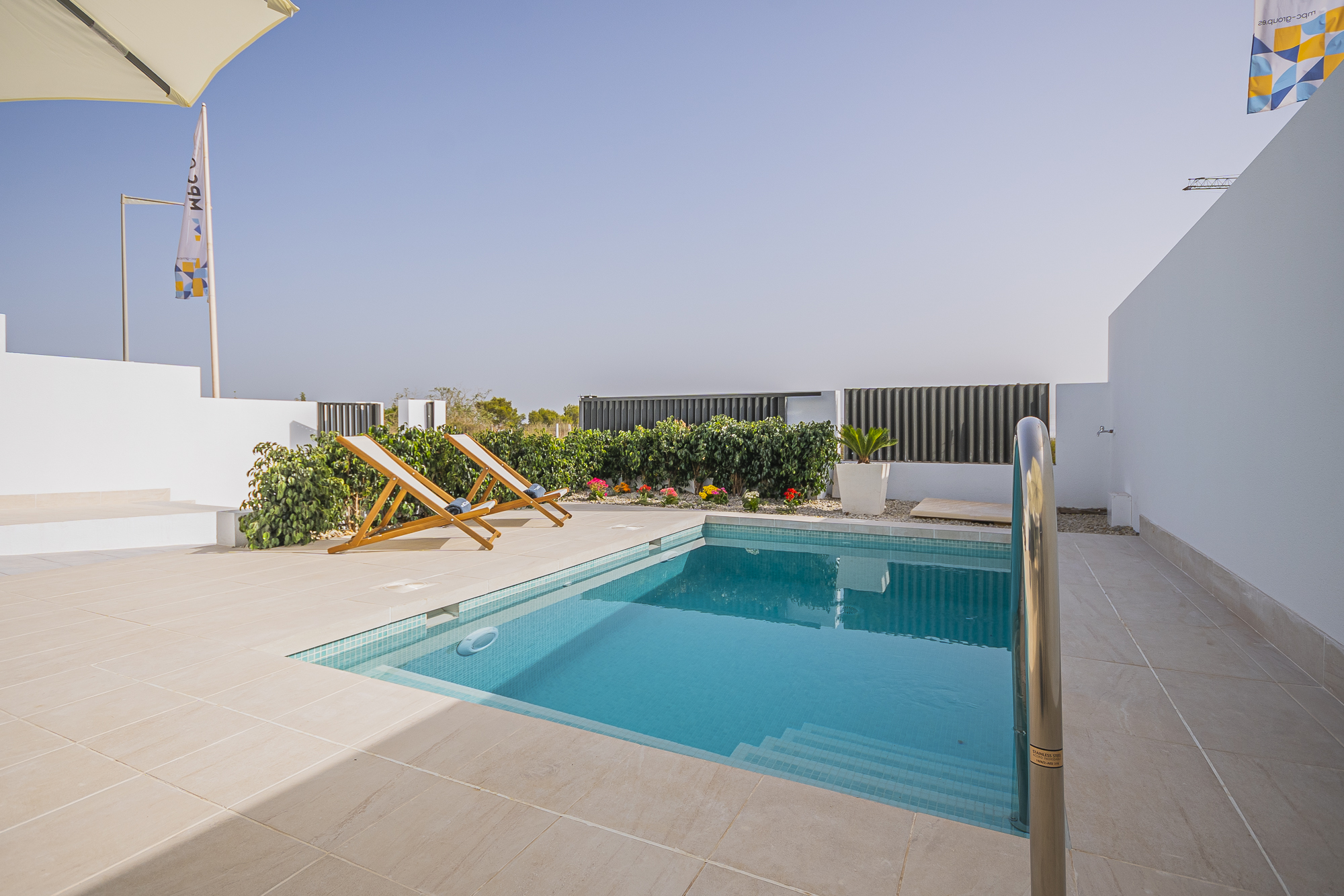 terraced en Torrevieja – Ref. 27814493-01