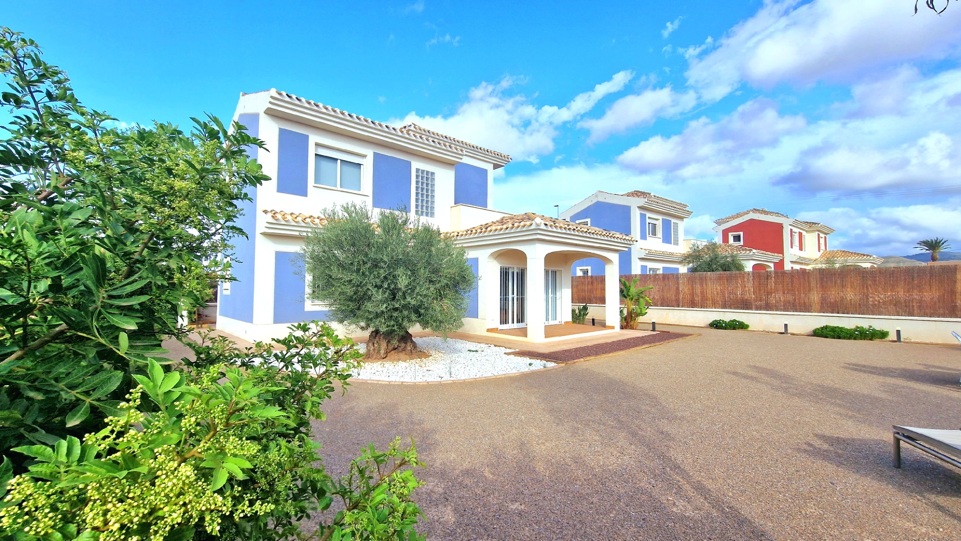 detached en Purias – Ref. 25113873-02