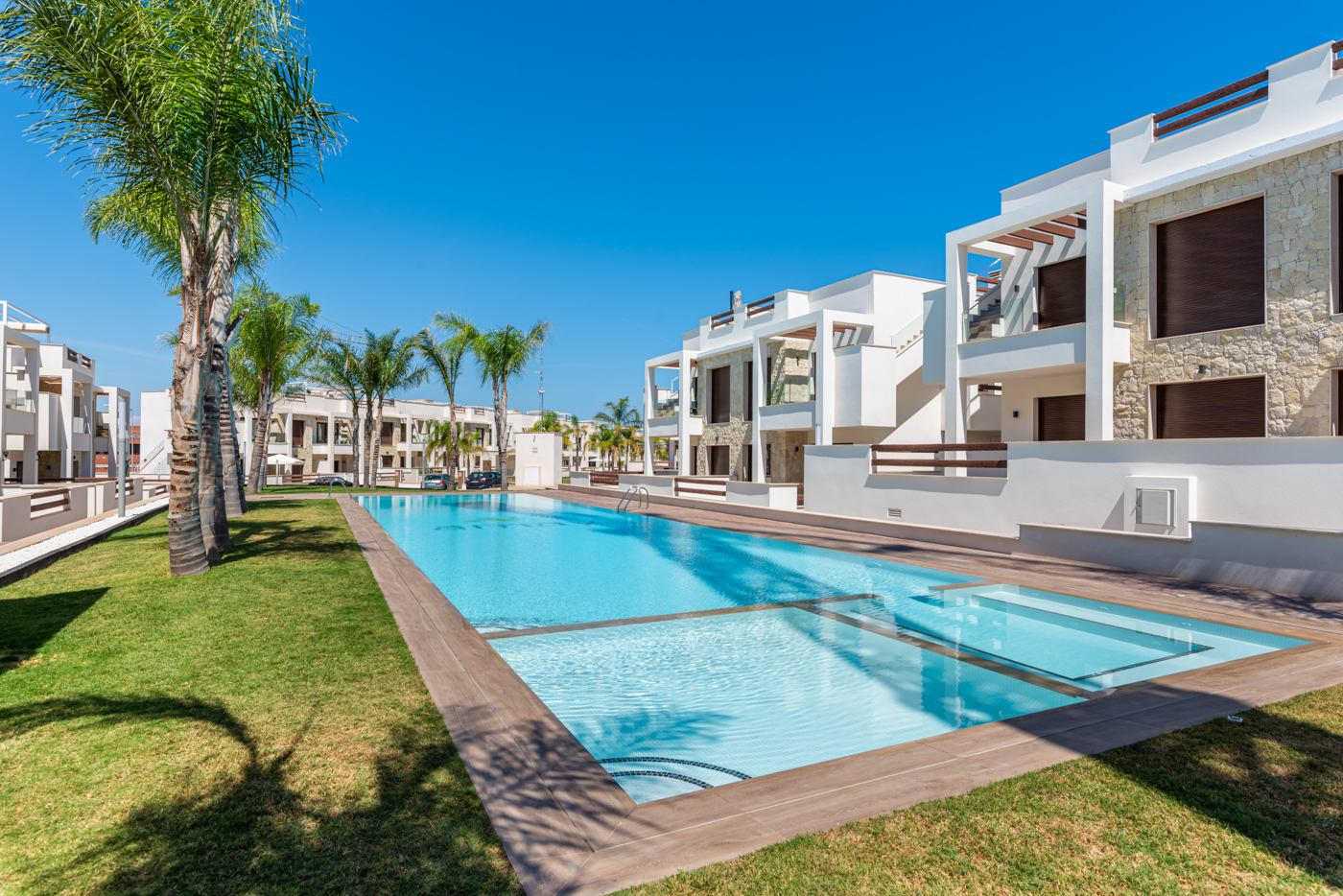 high-bungalow en Torrevieja – Ref. 23814669-03
