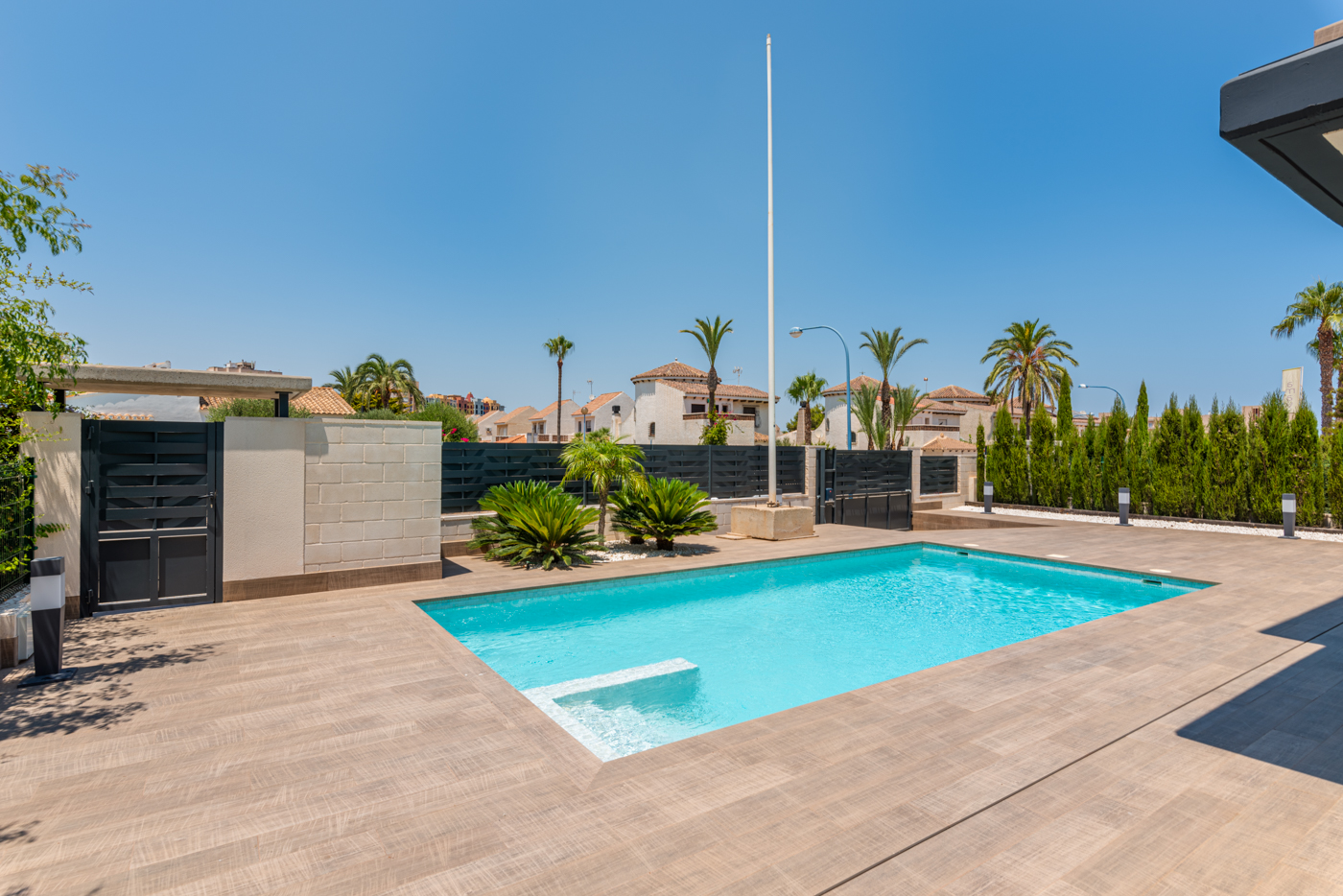 detached en Playa Paraiso – Ref. 30006437-02