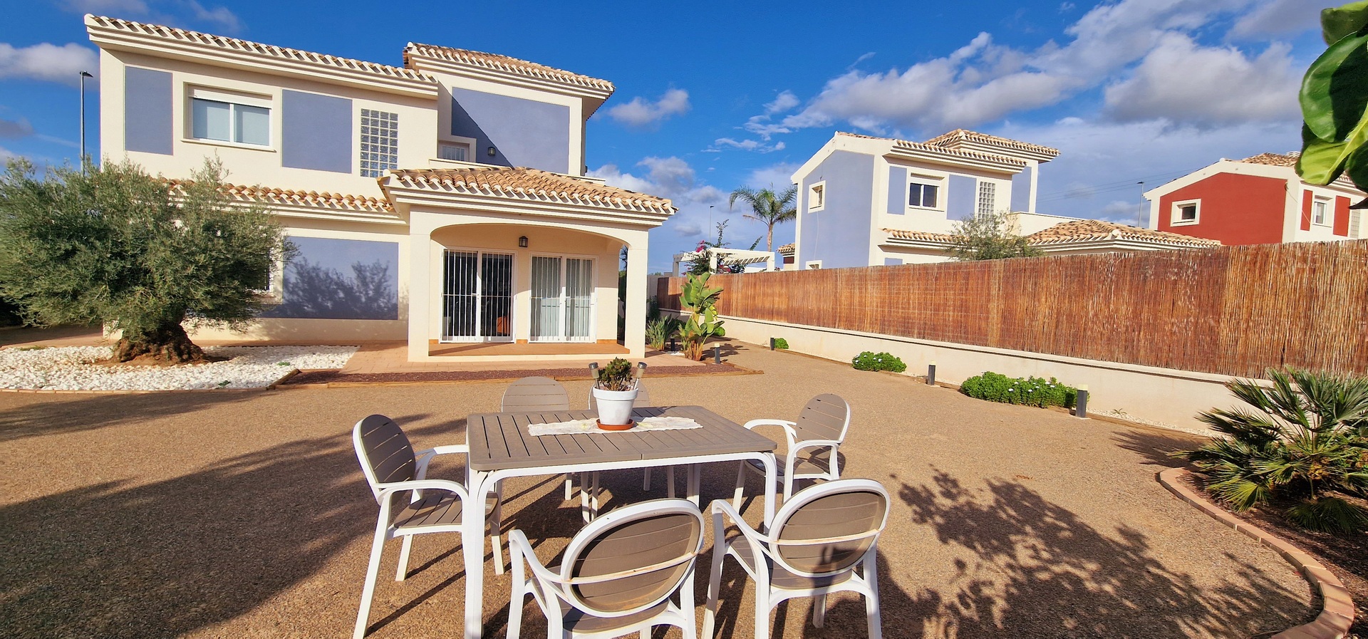 detached en Purias – Ref. 25113873-02