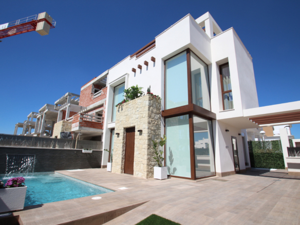detached en Playa Paraiso – Ref. 30006437-02