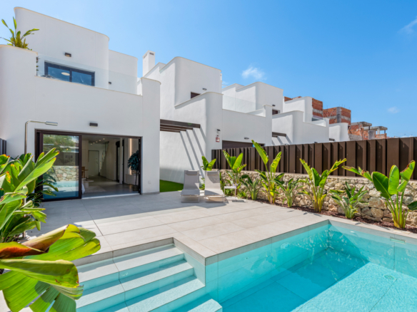 villa en Mil Palmeras – Ref. 63389860-01
