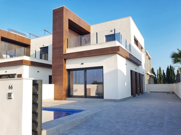 detached en Daya Nueva – Ref. 17401005-01