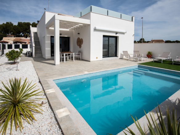 detached en Pinar de Campoverde – Ref. 84980537-01