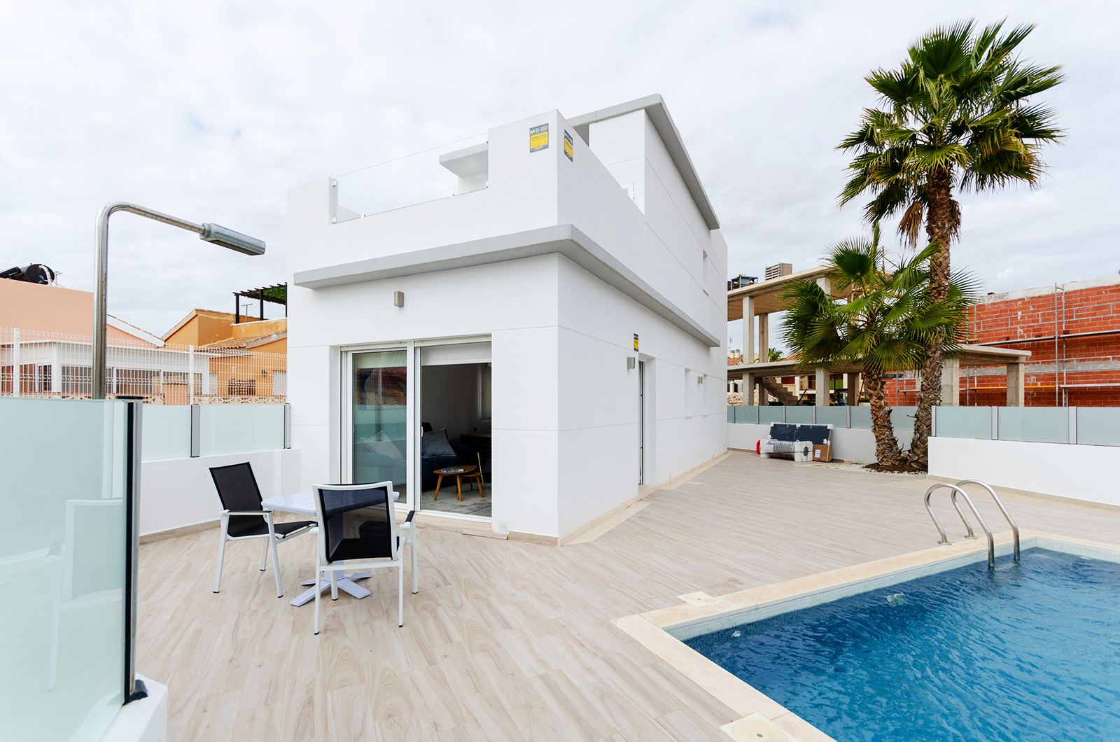 detached en Torrevieja – Ref. 99094504-01