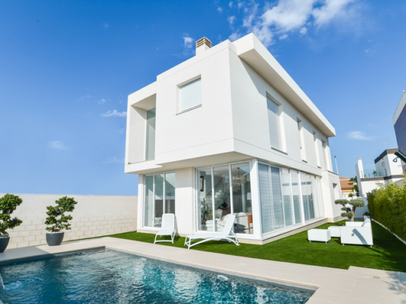 detached en Gran Alacant – Ref. 23185734-01